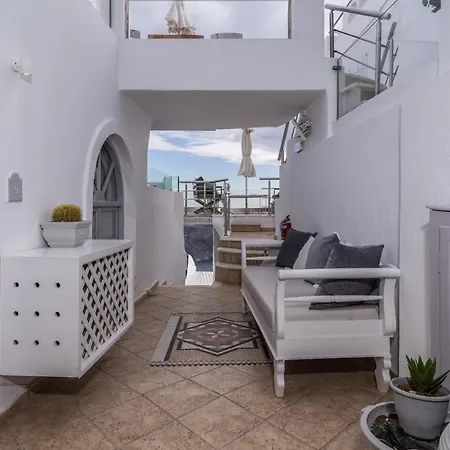 Nefeli Homes - Adults Only * Imerovigli (Santorini)