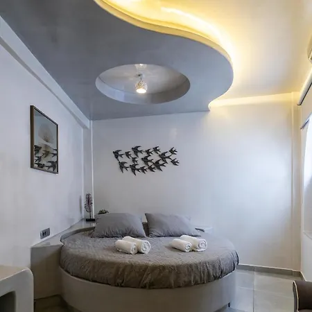 Nefeli Homes - Adults Only * Imerovigli (Santorini)