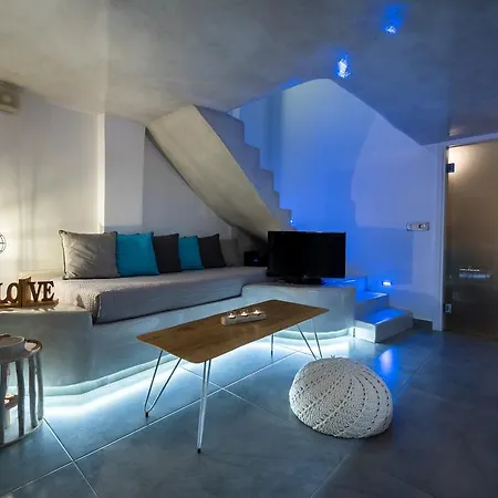 アパート Nefeli Homes - Adults Only