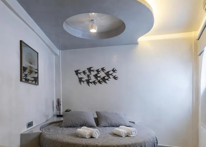 Nefeli Homes - Adults Only * Imerovigli (Santorini)