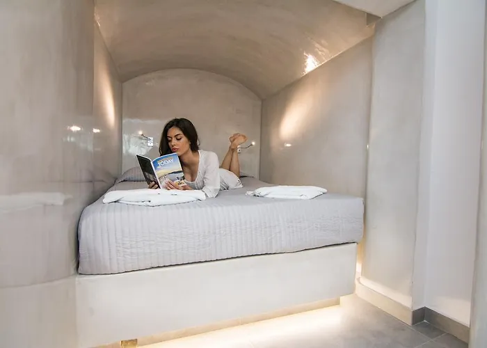 아파트 Nefeli Homes - Adults Only 이메로비글리