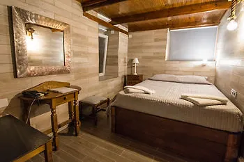 Nefeli Homes - Adults Only *