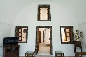 Nefeli Homes - Adults Only * Imerovigli (Santorini)