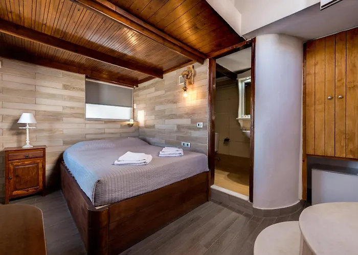 Nefeli Homes - Adults Only Imerovigli (Santorini)